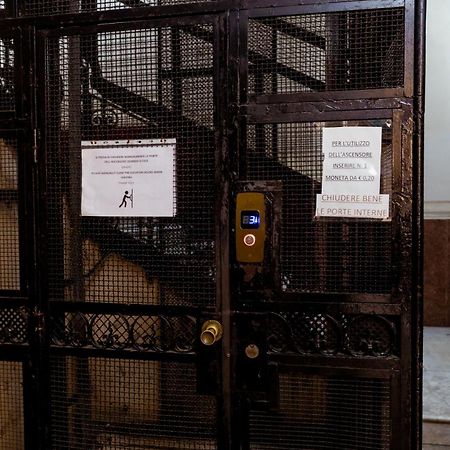 Residenza Umberto I Hotel Napoli Eksteriør billede